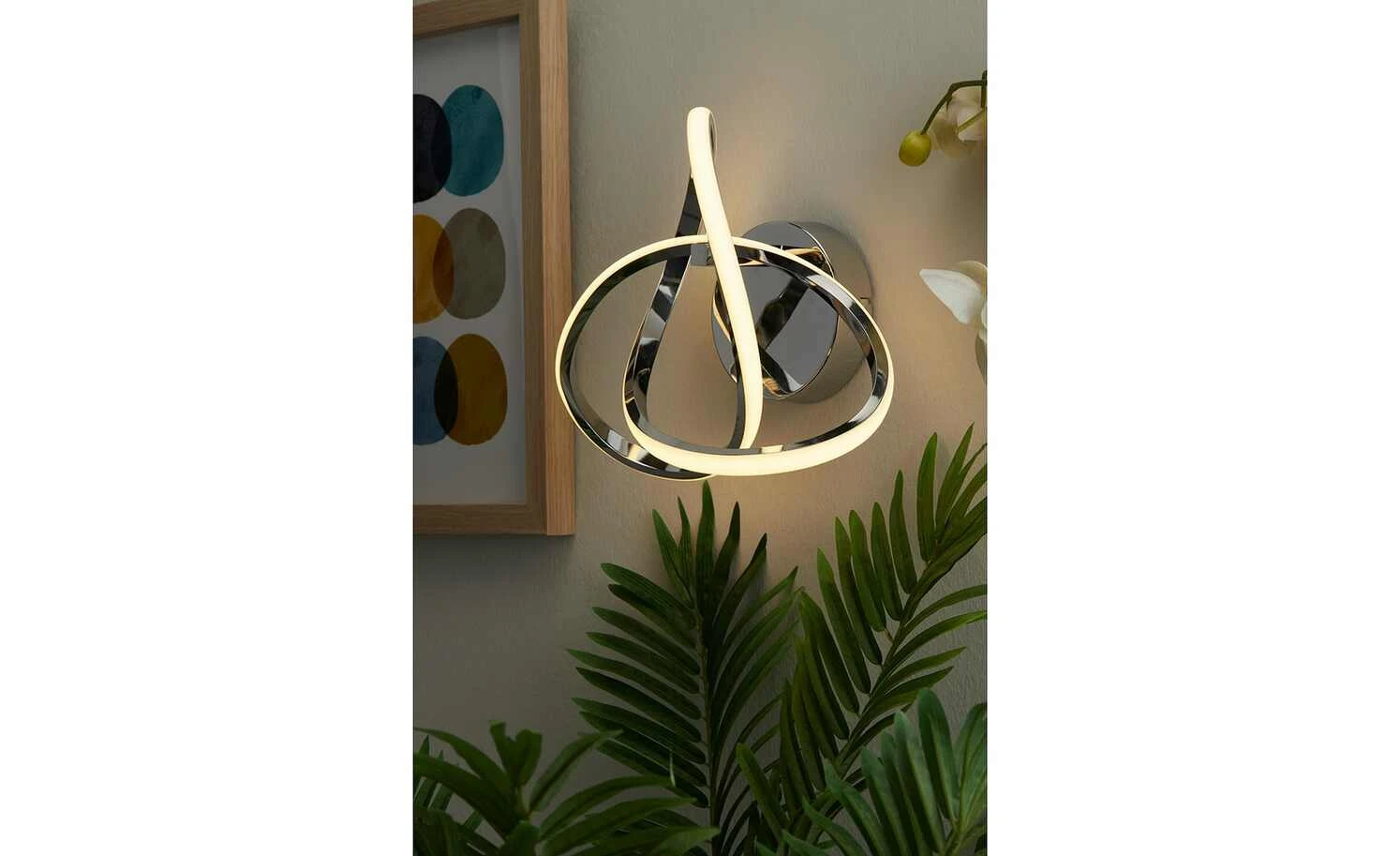 Wofi LED-Wandleuchte, chrom, geschwungen 1 Wofi LED-Wandleuchte, chrom, geschwungen