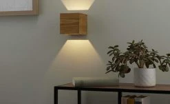 Trio LED-Wandleuchte, Pinienholz ´Kubus´