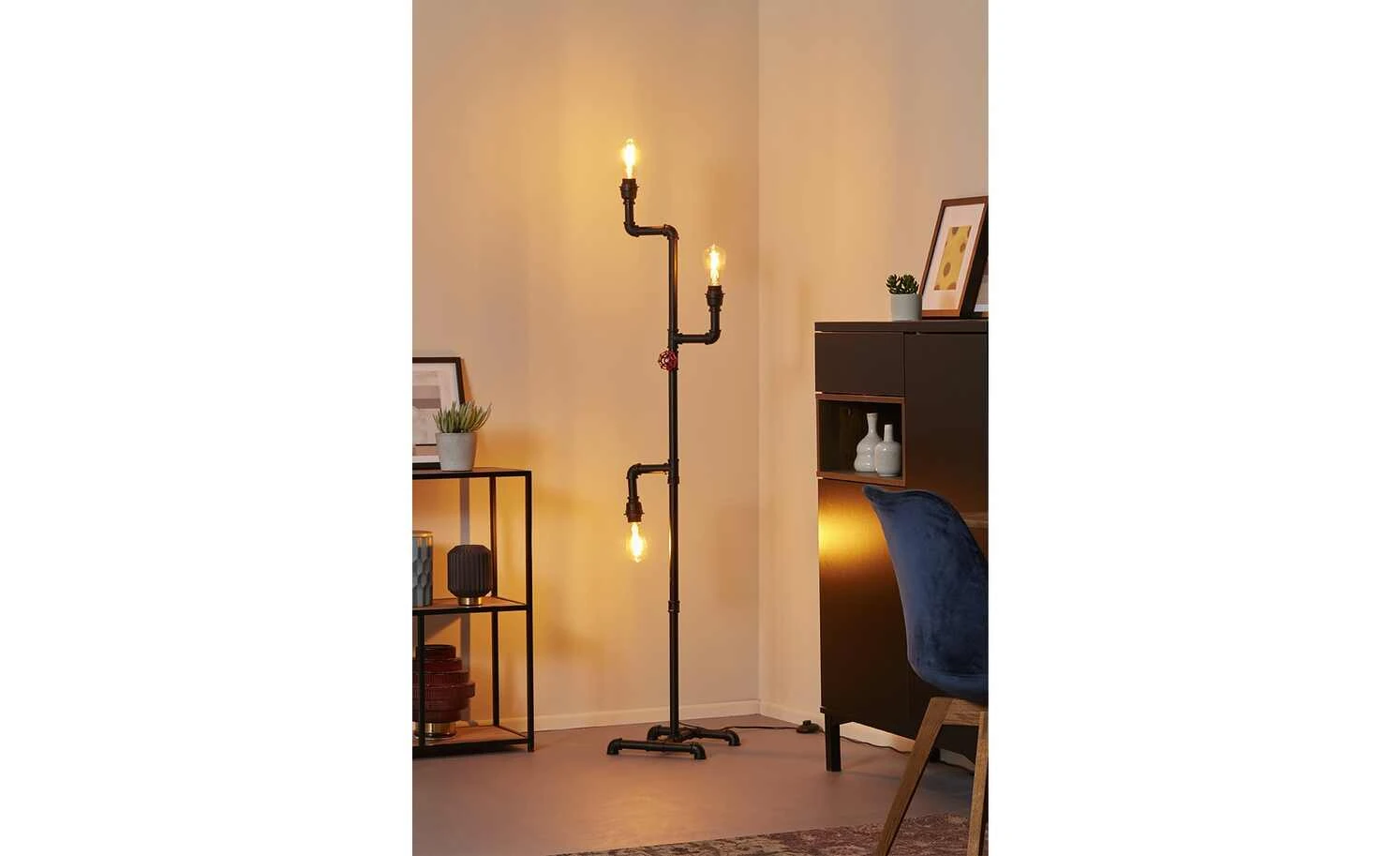 KHG Stehleuchte, 3-flammig, schwarz ´Wasserrohr` 1 KHG Stehleuchte, 3-flammig, schwarz ´Wasserrohr`