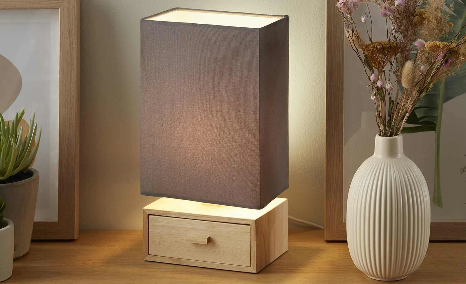 for friends Tischleuchte, 1-flammig, Holz/ Stoffschirm grau 1 for friends Tischleuchte, 1-flammig, Holz/ Stoffschirm grau