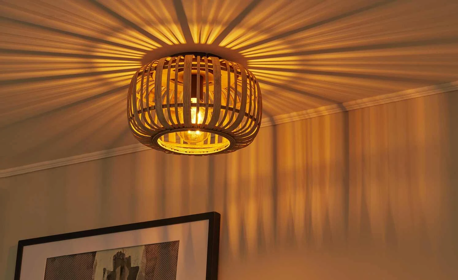 Deckenleuchte, 1-flammig. Rattanschirm `klein` 1 Deckenleuchte, 1-flammig. Rattanschirm `klein`