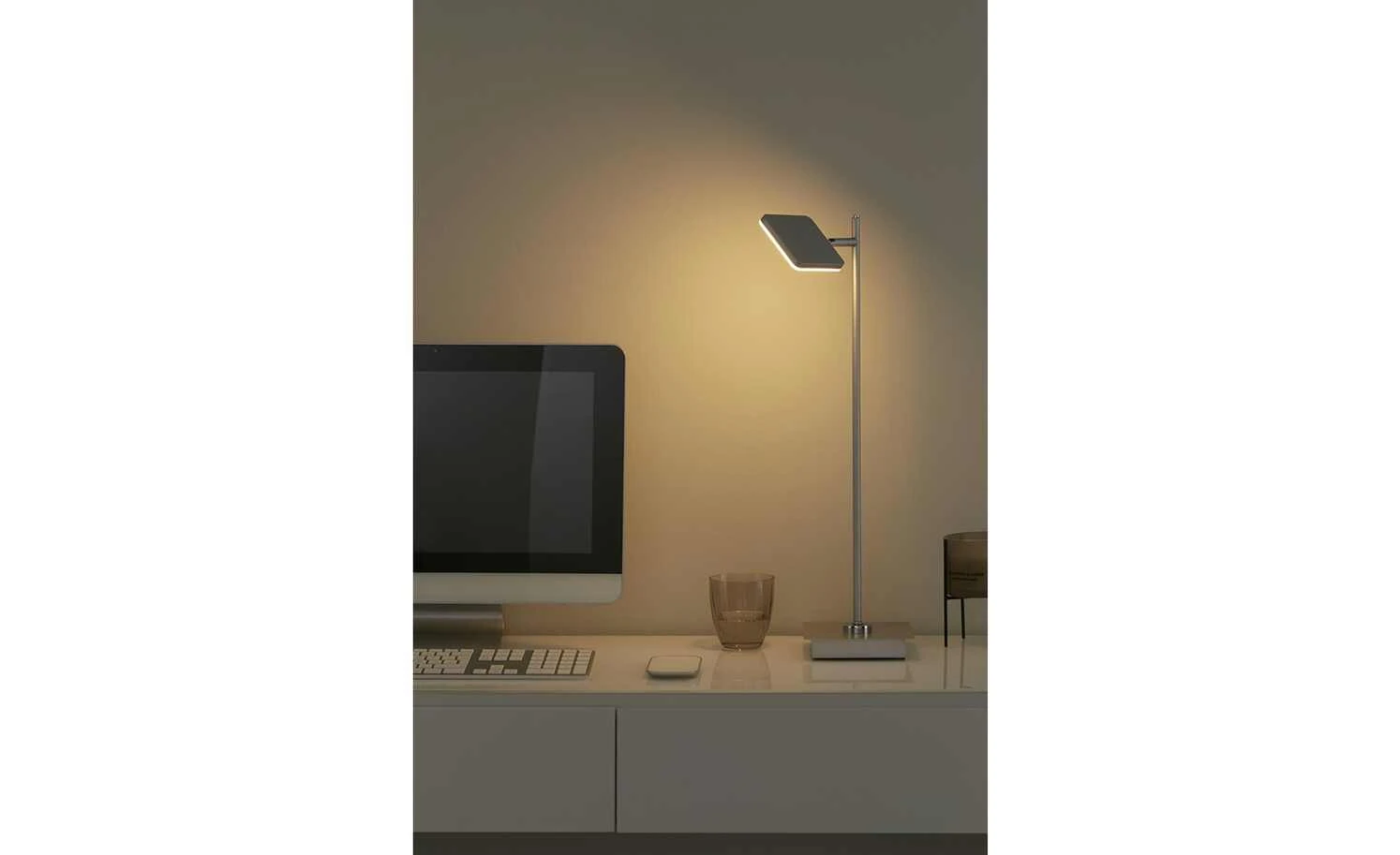 B-Leuchten LED-Schreibtischeuchte, 1-flammig, silber | silberfarben 1 B-Leuchten LED-Schreibtischeuchte, 1-flammig, silber | silberfarben