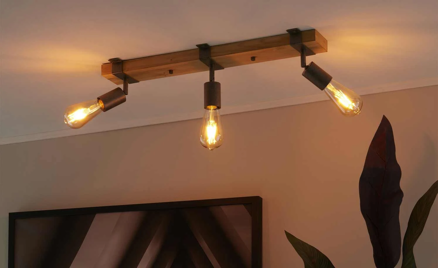 Paul Neuhaus Deckenstrahler, 3-flammig, Kiefernholz/Metall 1 Paul Neuhaus Deckenstrahler, 3-flammig, Kiefernholz/Metall