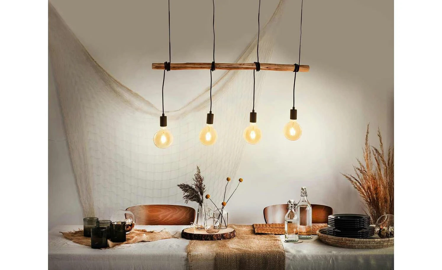 Pendelleuchte, 4-flammig, Eukalyptusholz-Balken 2 Pendelleuchte, 4-flammig, Eukalyptusholz-Balken – Bild 2
