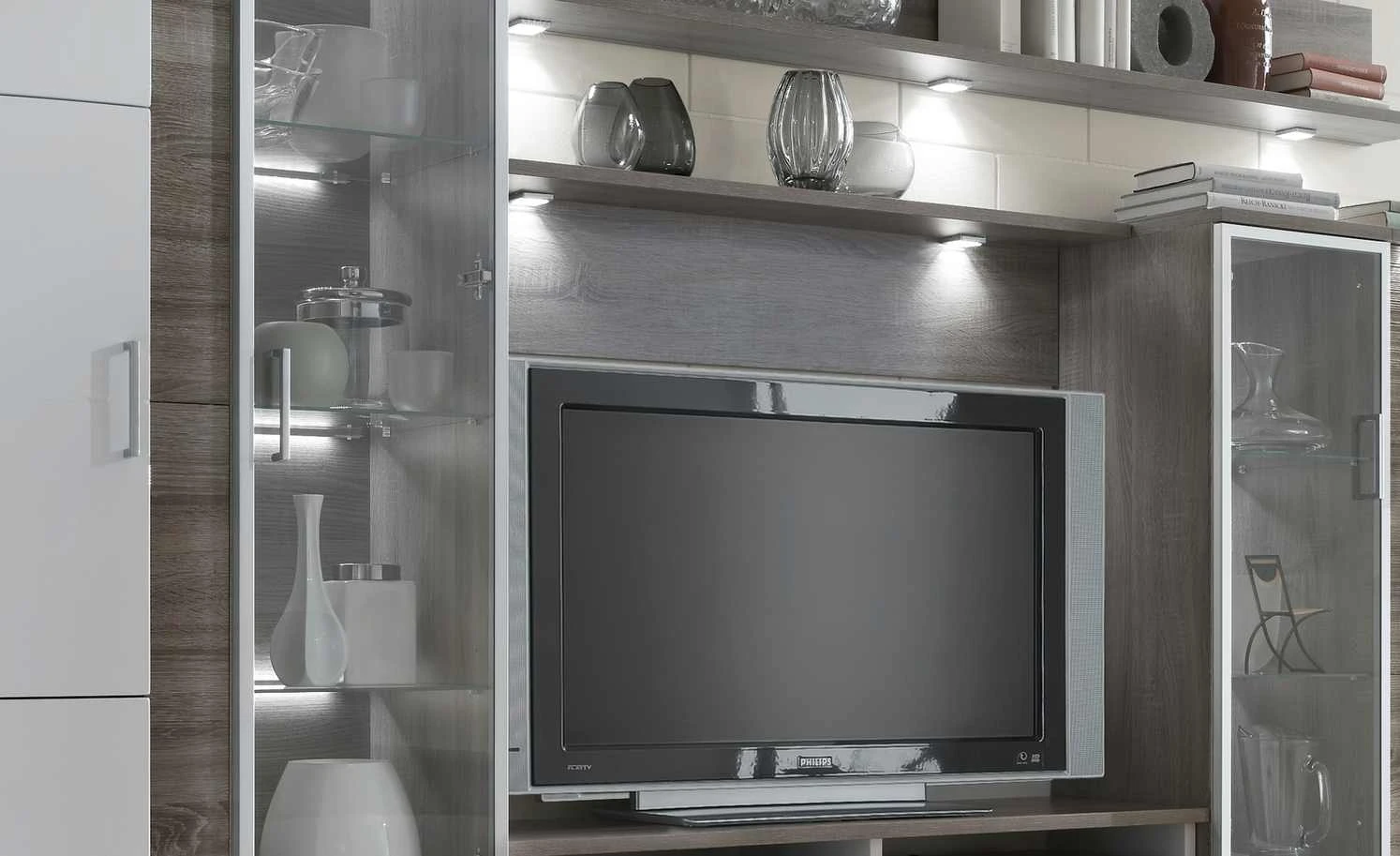 uno LED-Beleuchtungs-Set mit TV-Bühne Onyx | Vanille / Eiche sägerau (Nachbildung) 6 uno LED-Beleuchtungs-Set mit TV-Bühne Onyx | Vanille / Eiche sägerau (Nachbildung) – Bild 6